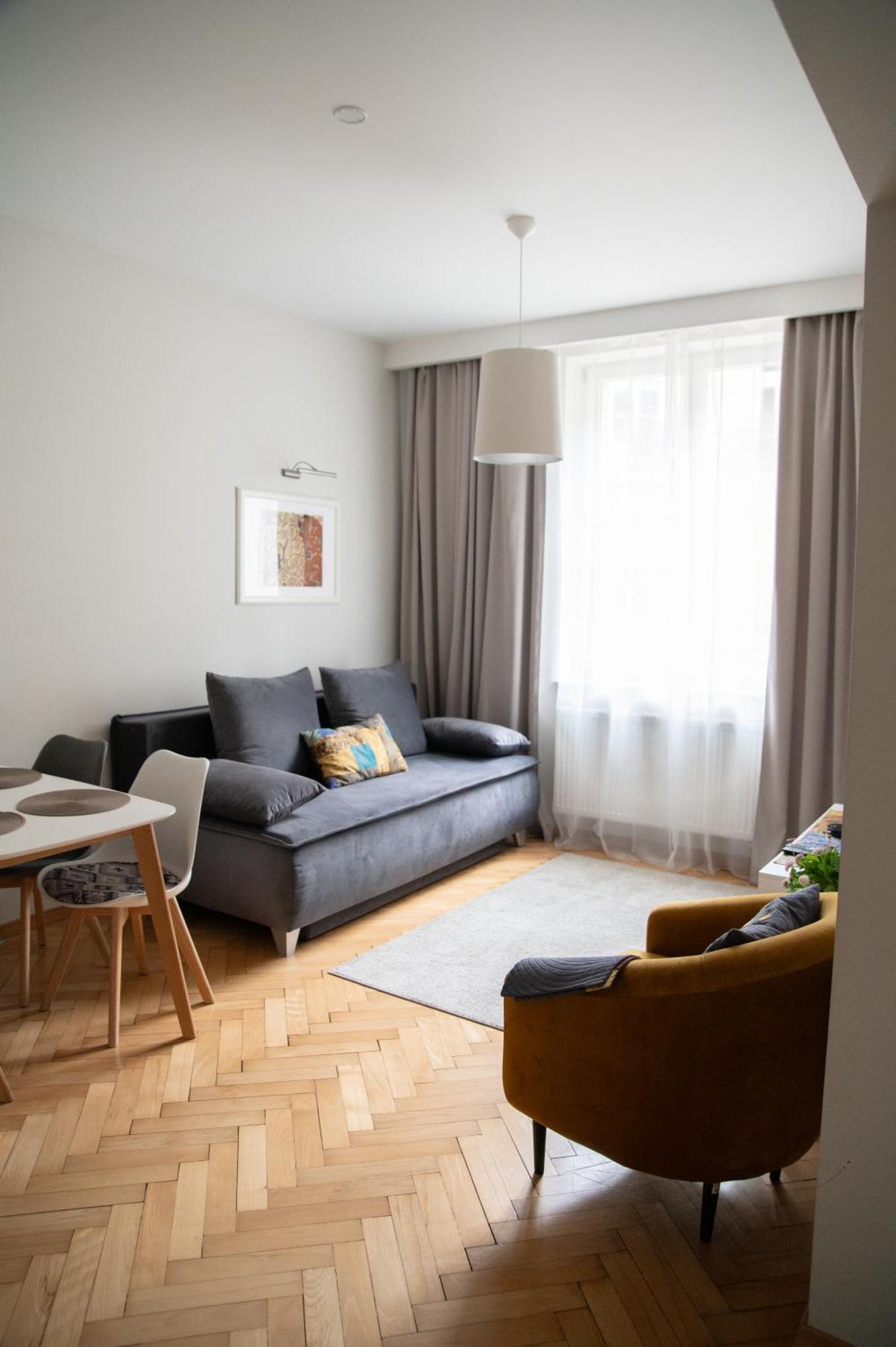 Brokilon House Apartament *