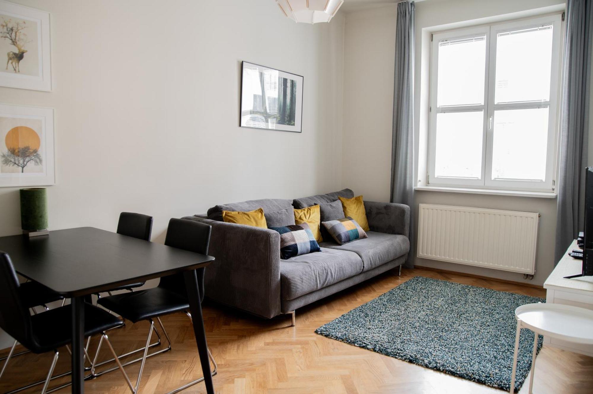 Brokilon House Apartment *